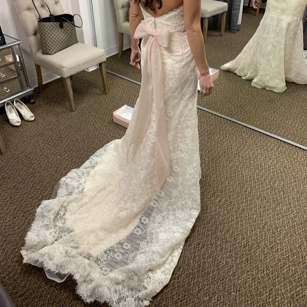 Brand new. Wedding cancelled.